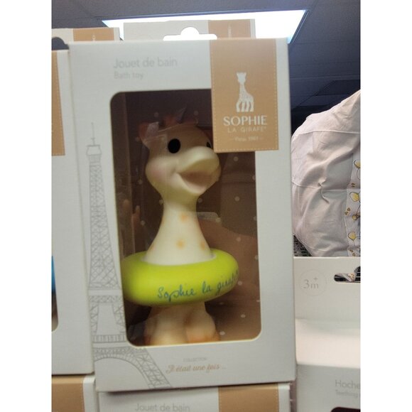Sophie La Girafe Bath Toy With Green Float For Infants 6M+ Soft & Safe Baby Bath - Picture 2 of 6